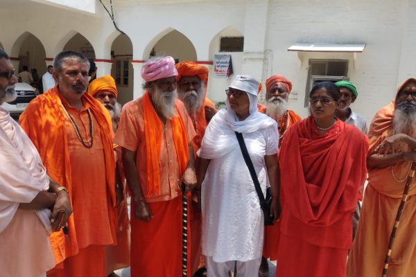 साधु संतों ने जताई मां नंदेश्वरी की हत्या की आशंका, मुजफ्फरनगर SSP से की जांच की मांग
