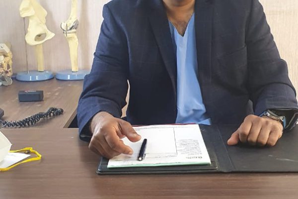 नई तकनीक से घुटनों की रिप्लेसमेंट सर्जरी हुई आसान: डॉ. अतुल मिश्रा