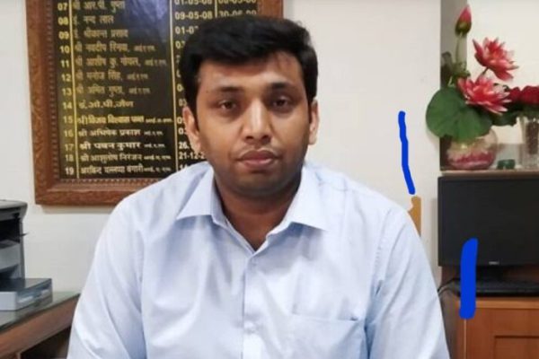 मुजफ्फरनगर में डीएम ने तीन तहसीलदार बदले, देखें किसको कहा भेजा