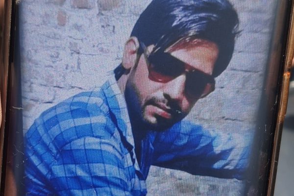 25 दिन से लापता है 25 वर्षीय फरीद, मुजफ्फरनगर में परिजनों ने दोस्तों पर लगाया हत्या का आरोप,SSP को सौंपी तहरीर