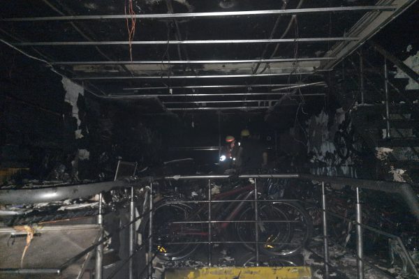 मुज़फ्फरनगर में साइकिल शोरूम में लगी भीषण आग, फायर ब्रिगेड की सूझबूझ से टला बड़ा हादसा